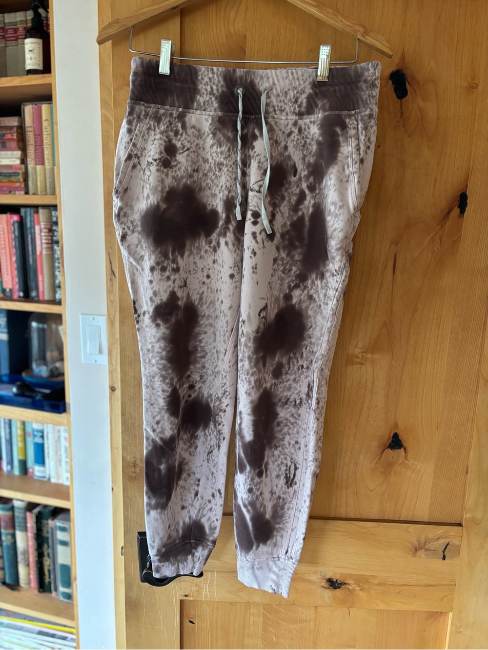lululemon athletica women Tie-Dye Joggers - Brown on Cream